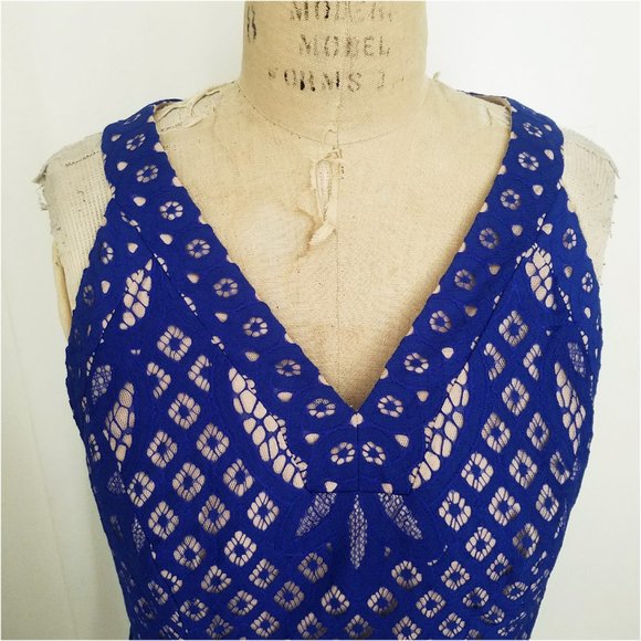 Chico's Womens Blue Lace Illusion Dress Sleeveless Pleated 2 NWT - Picture 2 of 10